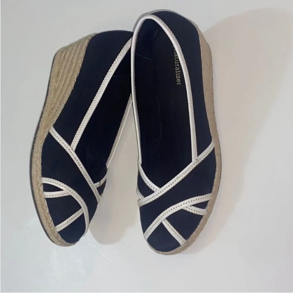 Naturalizer Black and White Espadrille Wedges Size 9.5M